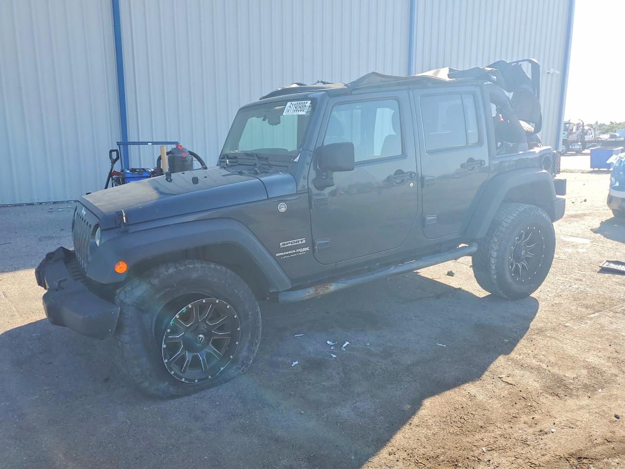2018 Jeep Wrangler Unlimited Sport S, VIN 1C4BJWDG2JL878237 — Front end