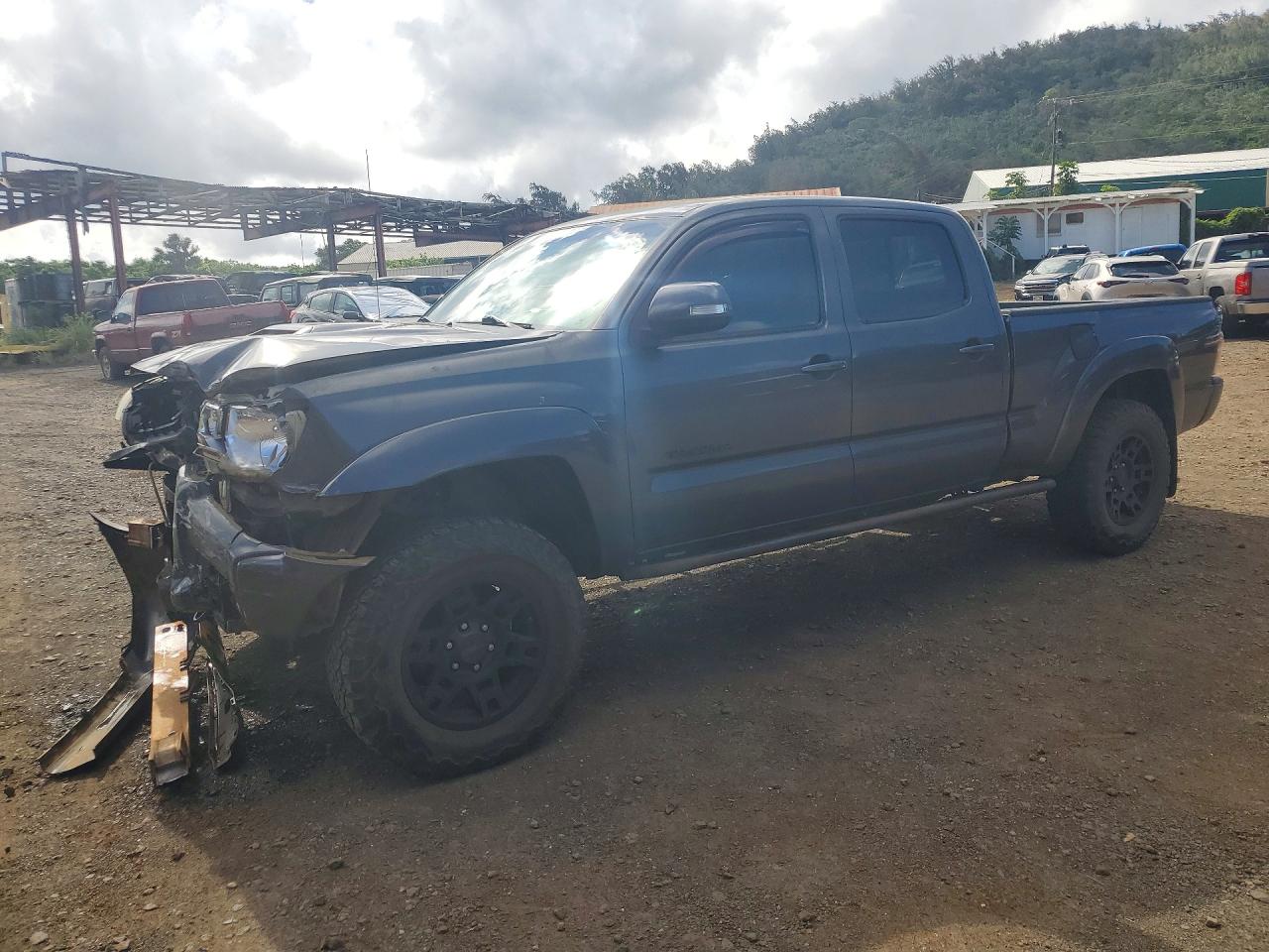 2014 Toyota Tacoma, VIN 3TMMU4FN9EM062470 — Front end