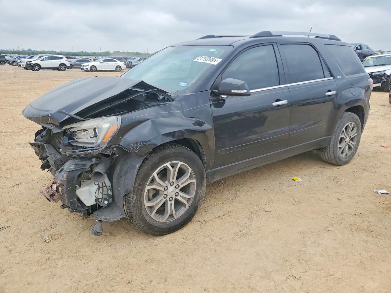 2015 GMC Acadia SLT, VIN 1GKKRRKD0FJ214917 — Front end