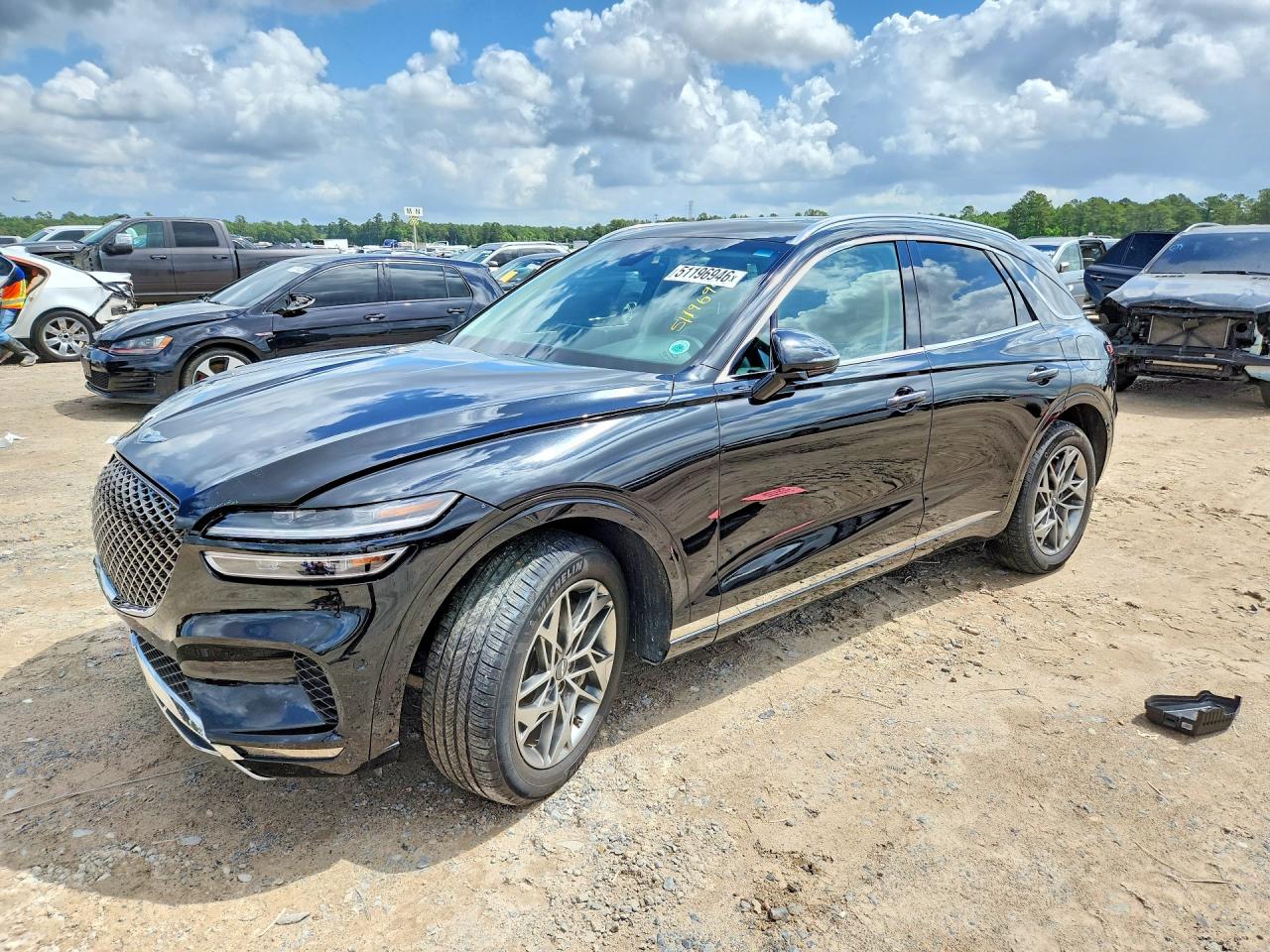 2023 Genesis GV70 2.5T, VIN KMUMADTB5PU138717 — Front end