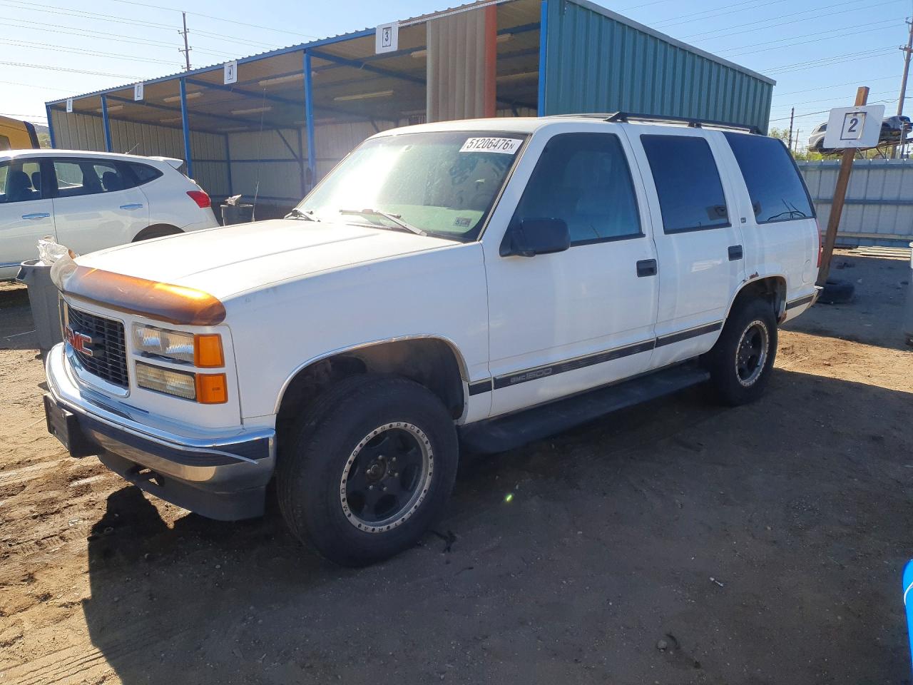 1998 GMC Yukon, VIN 1GKEK13RXWJ721854 — Minor dents and scratches