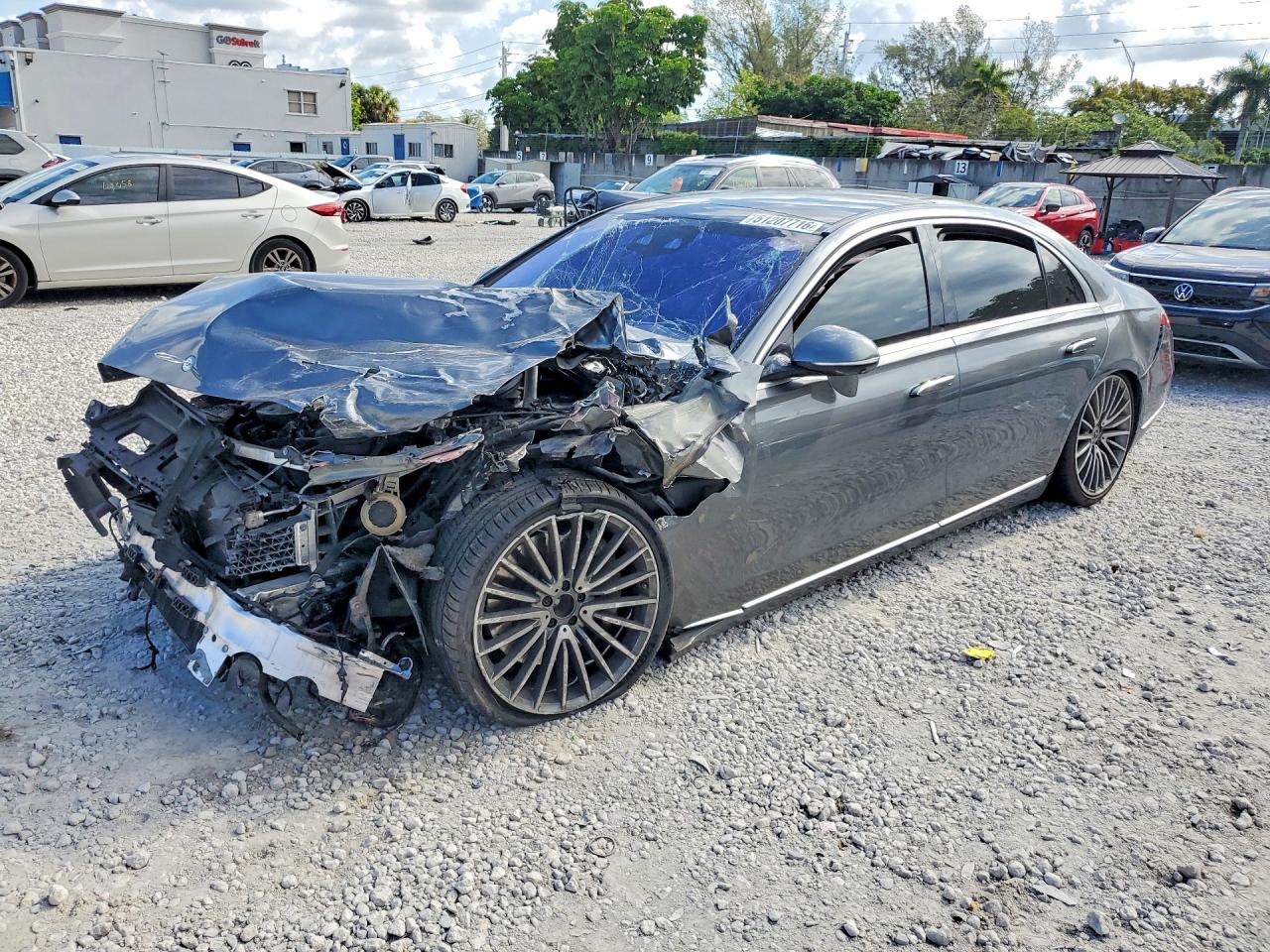 2021 Mercedes-Benz S 580, VIN W1K6G7GB0MA038887 — Front end