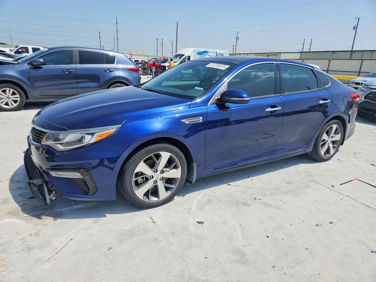 2019 Kia Optima S, VIN 5XXGT4L35KG294094 — Front end