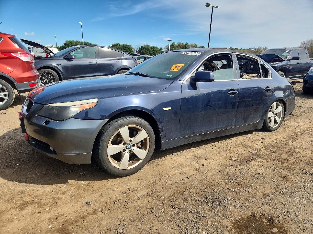 2007 BMW 5 Series 525xi, VIN WBANF33537CW69673 — Пожар в салоне