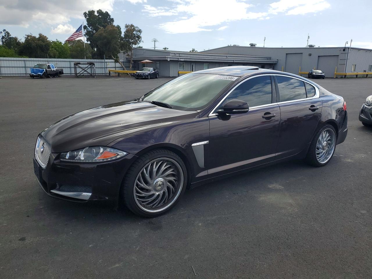 2015 Jaguar XF T Premium, VIN SAJWA0FS7FPU68860 — Rear end