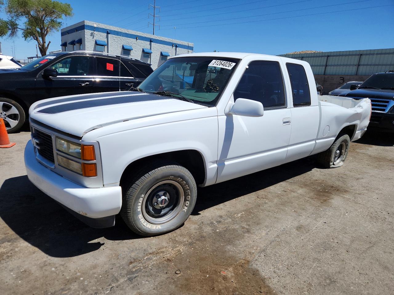 1992 GMC Sierra 1500, VIN 2GTEC19Z4N1516796 — Rear end
