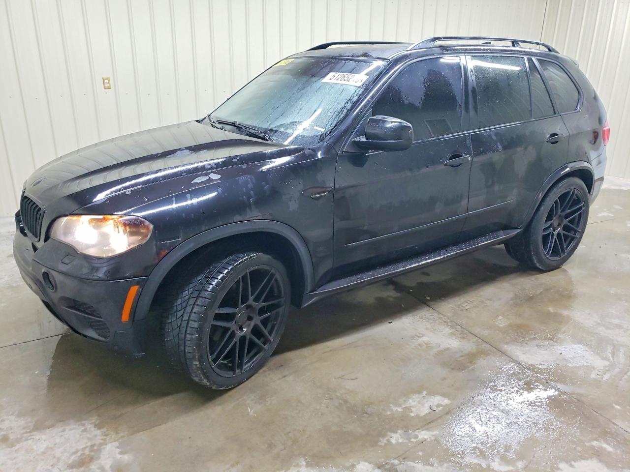 2013 BMW X5 xDrive35i, VIN 5UXZV4C5XD0B05823 — Vandalism