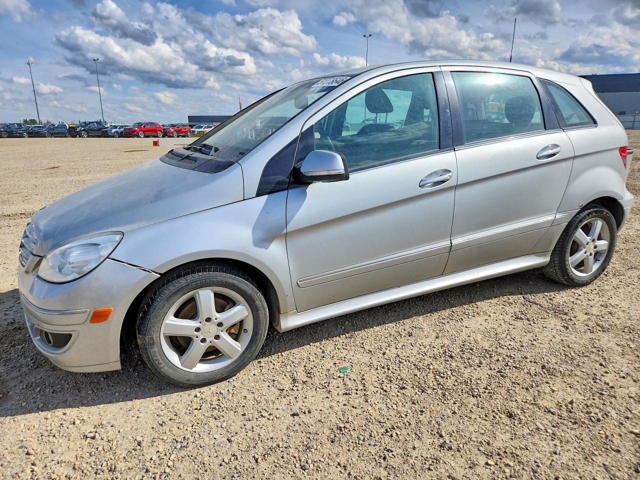 2008 Mercedes-Benz B Electric Drive, VIN WDDFH33X48J340292 — Side