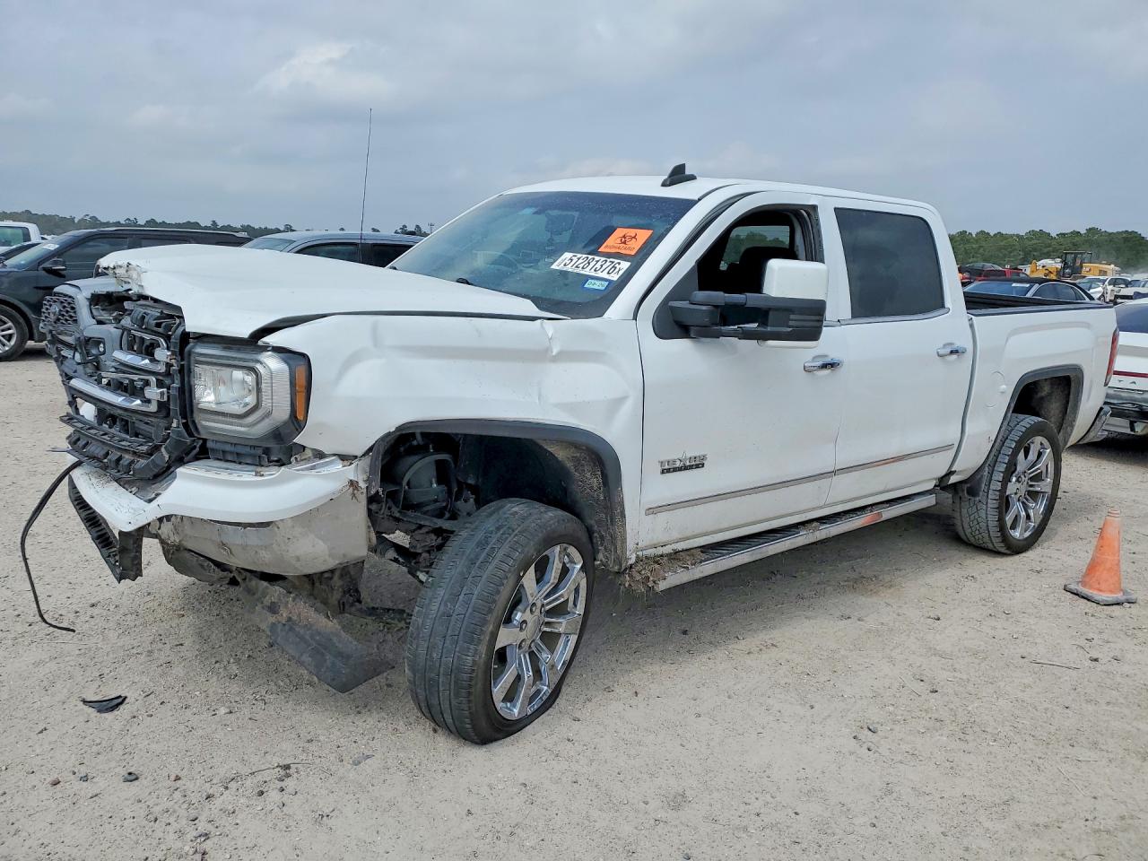 2018 GMC Sierra 1500 SLT, VIN 3GTP1NEC5JG192752 — Front end