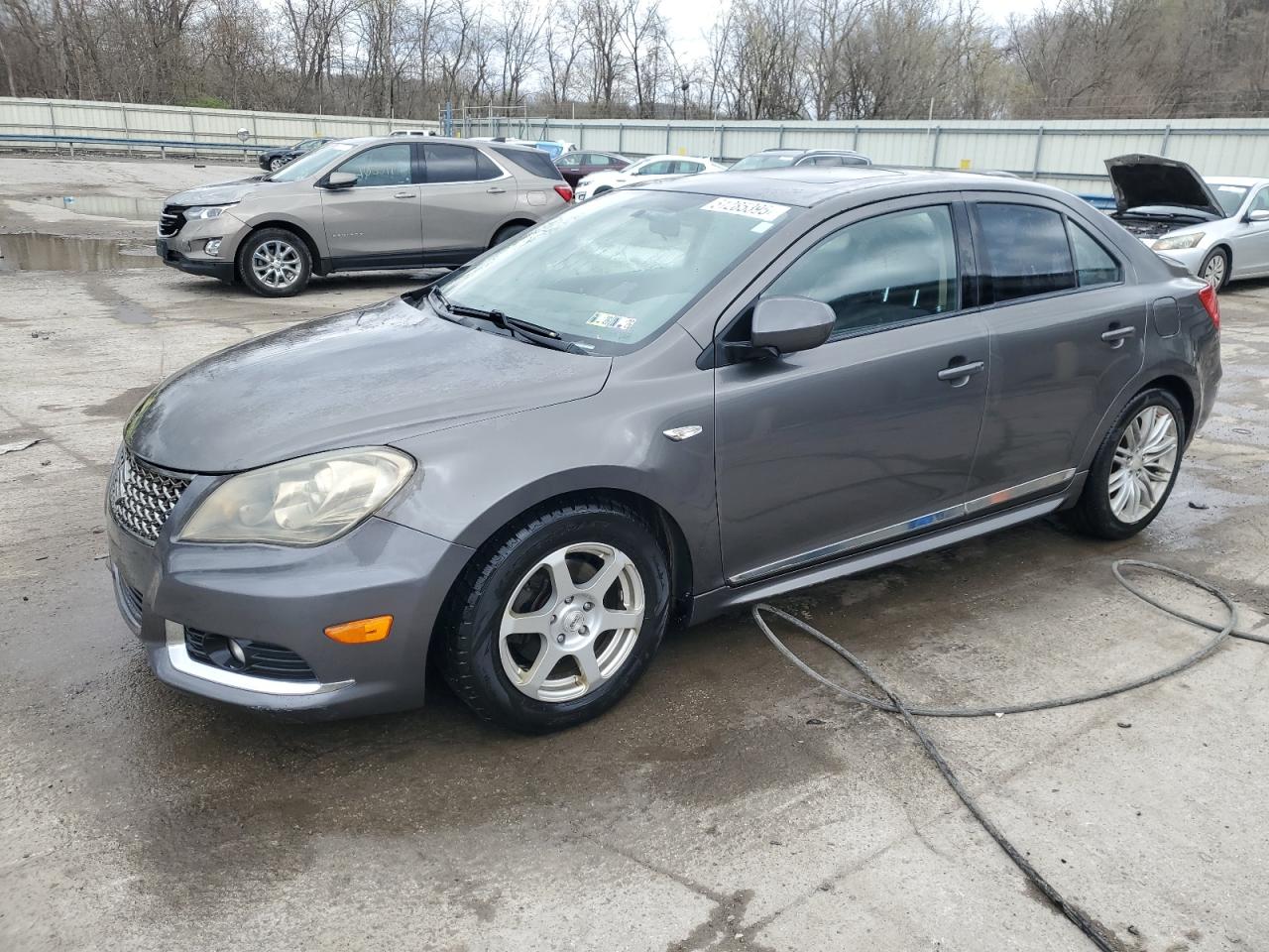 2012 Suzuki Kizashi GTS Sport, VIN JS2RE9A64C6100156 — Rear end