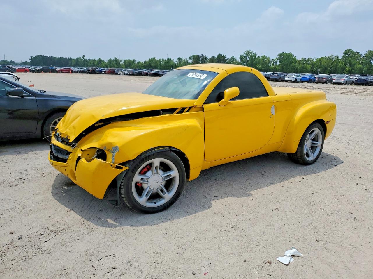 2004 Chevrolet SSR LS, VIN 1GCES14P94B110133 — Front end