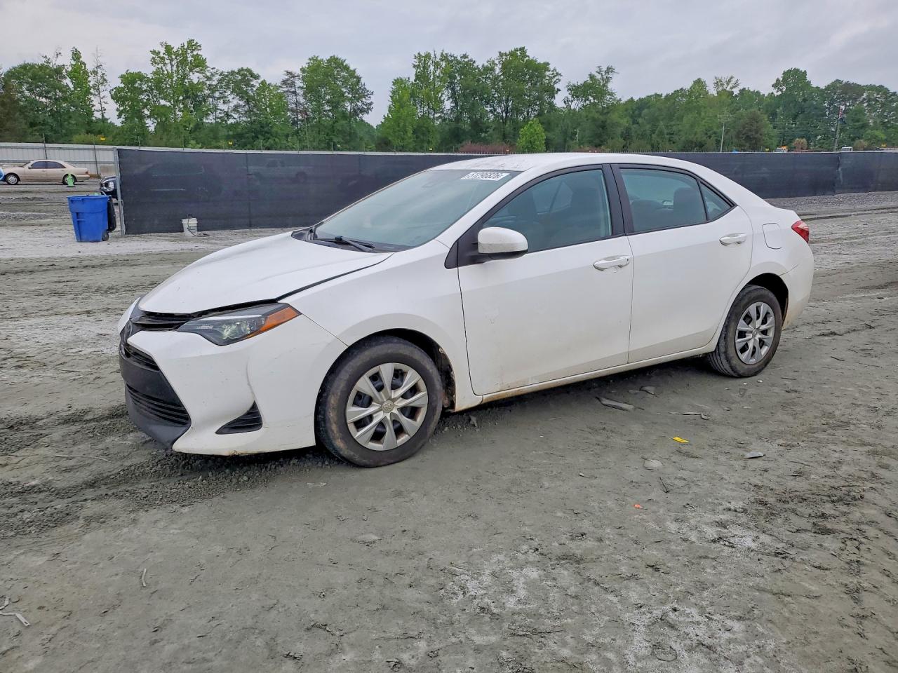 2019 Toyota Corolla L, VIN 2T1BURHE4KC202432 — Front end
