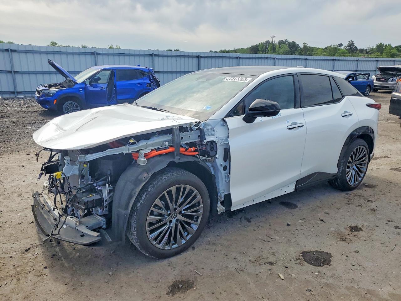 2023 Lexus RZ 450e Luxury, VIN JTJAAAAB2PA015091 — Front end