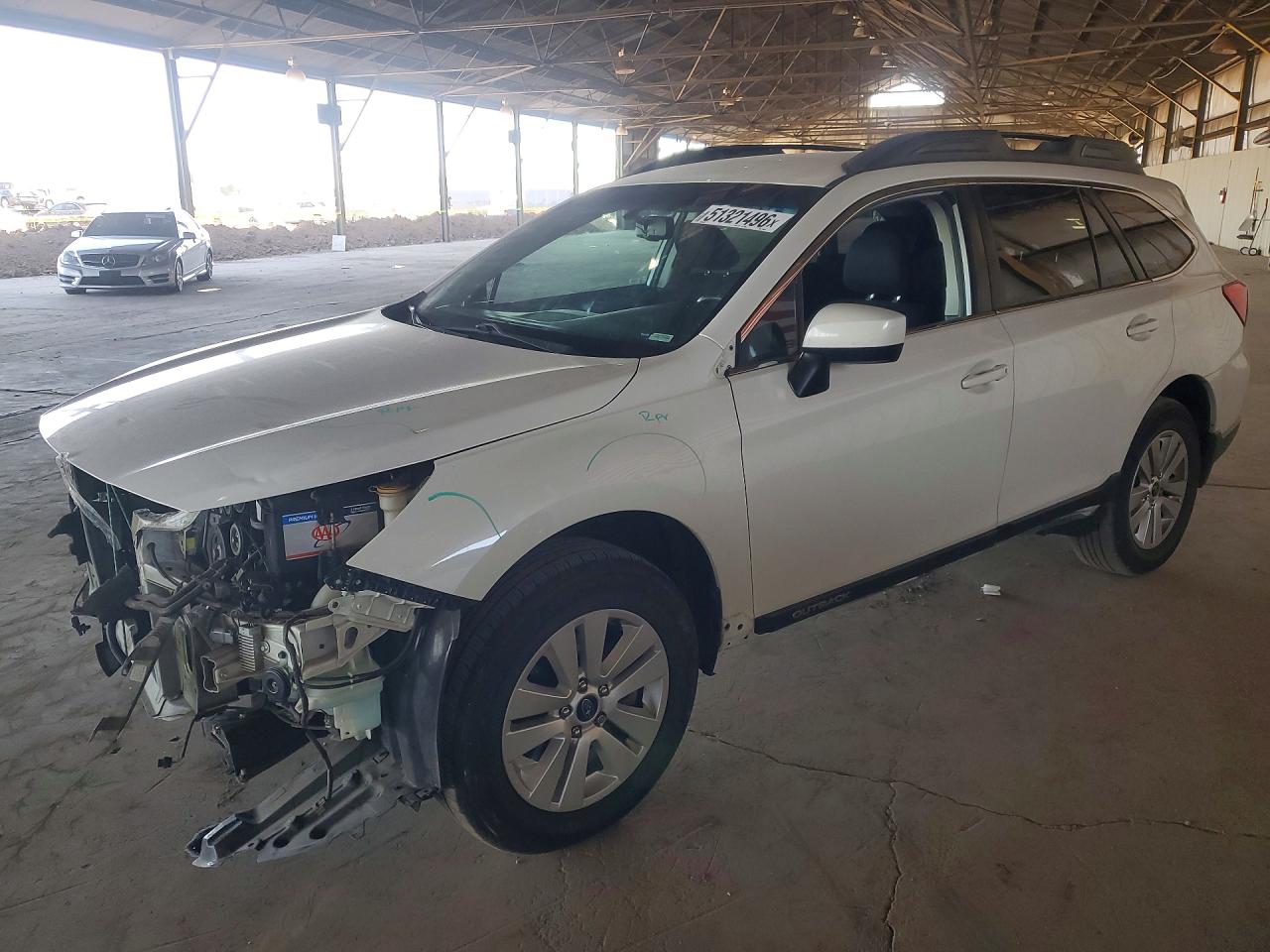 2016 Subaru Outback Premium, VIN 4S4BSACC2G3226835 — Front end