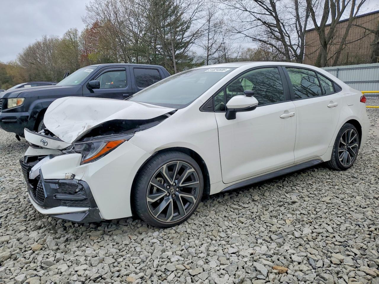 2021 Toyota Corolla SE, VIN JTDP4MCE5MJ061314 — Front end