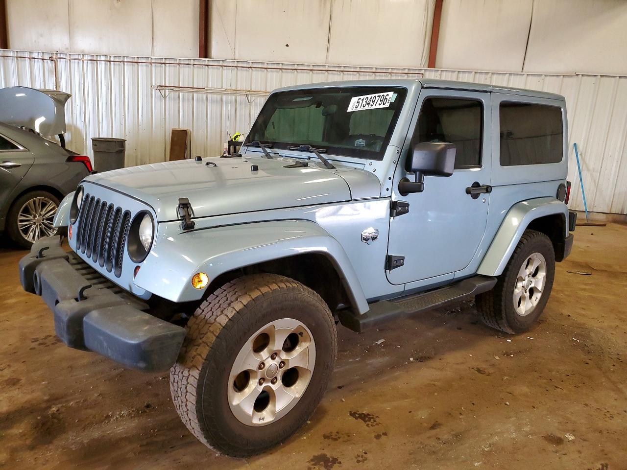 2012 Jeep Wrangler Sahara, VIN 1C4AJWBG5CL174390 — Side