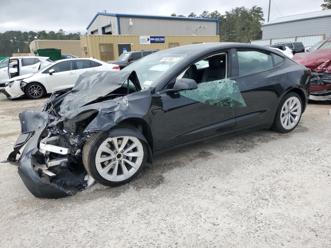 2022 Tesla Model 3, VIN 5YJ3E1EA1NF369979 — Front end