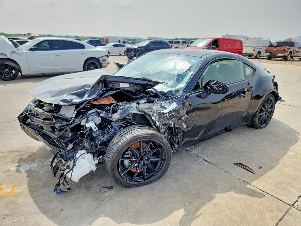 2024 Toyota 86 Premium, VIN JF1ZNBE14R8750205 — Front end