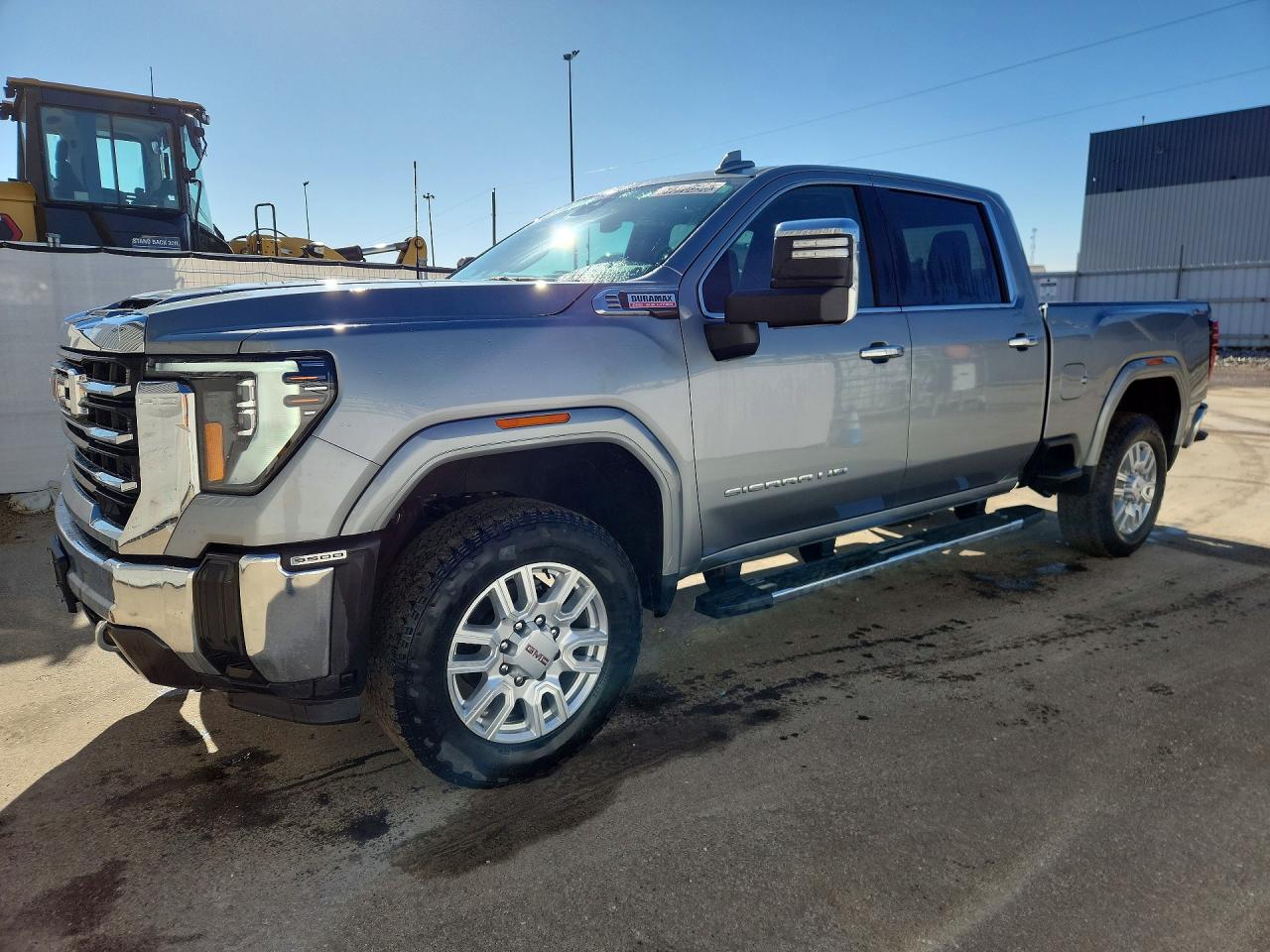 2024 GMC Sierra 3500HD SLT, VIN 1GT49UEY0RF465711 — Minor dents and scratches
