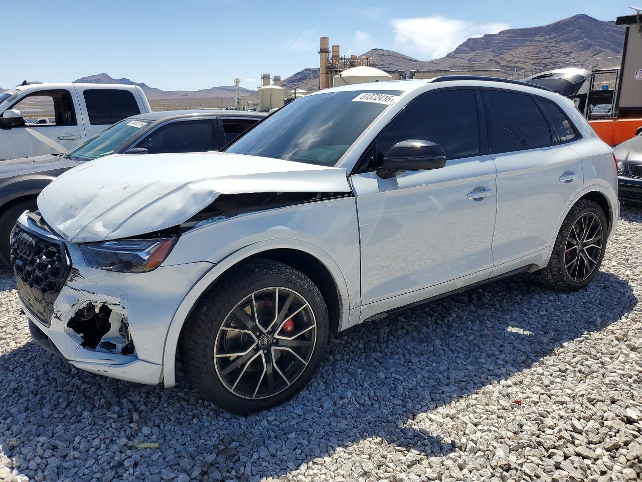 2022 Audi SQ5 Premium Plus, VIN WA1B4AFYXN2039054 — Front end