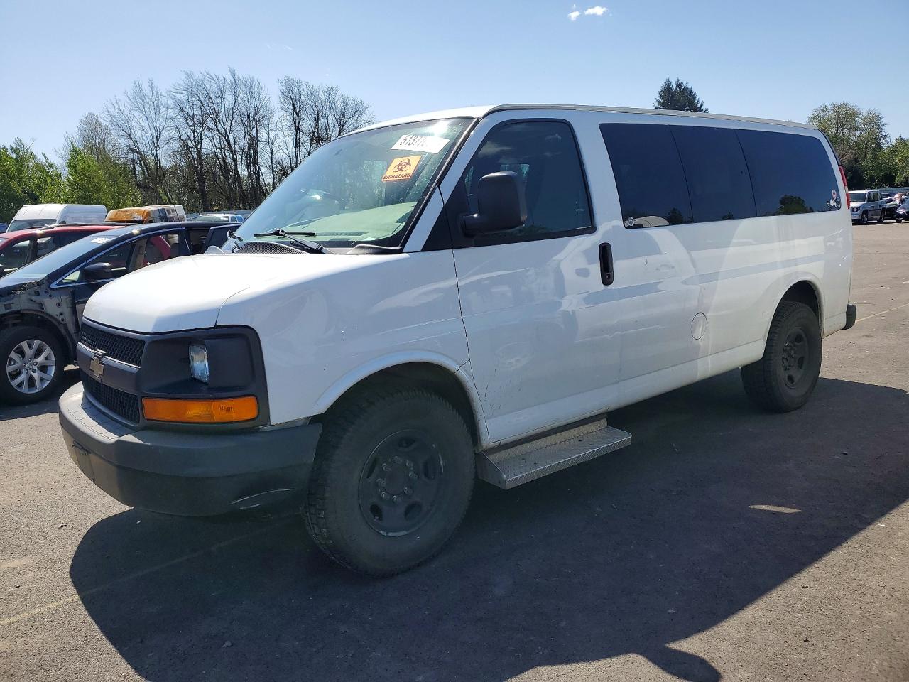 2013 Chevrolet Express Passenger LS, VIN 1GAWGPFA6D1161024 — Normal wear