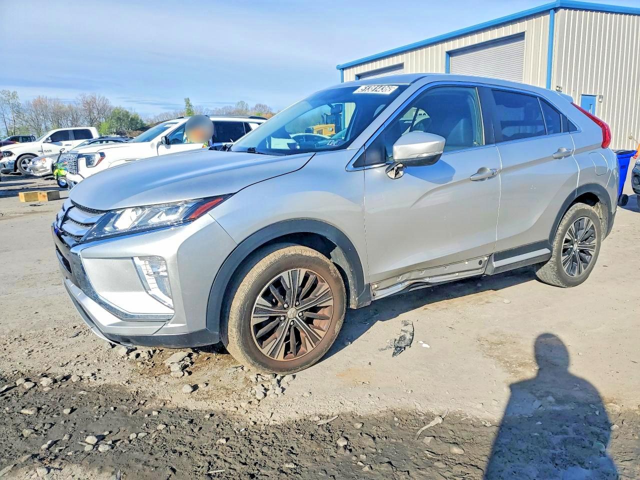 2018 Mitsubishi Eclipse Cross SE, VIN JA4AT5AA1JZ039509 — Front end