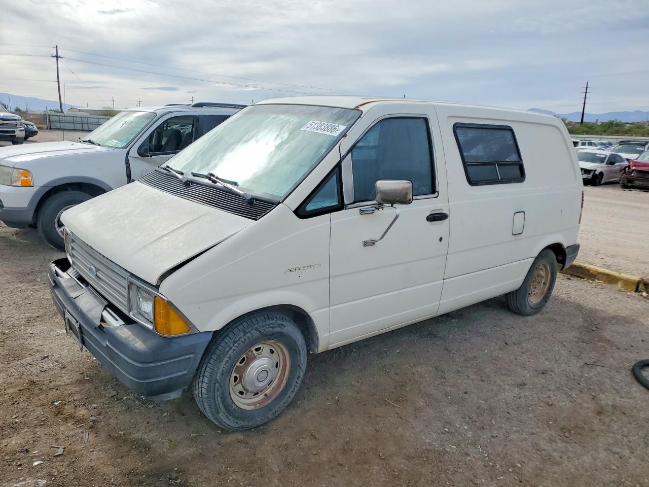 1986 Ford Aerostar, VIN 1FTDA14S9GZA45329 — Front end