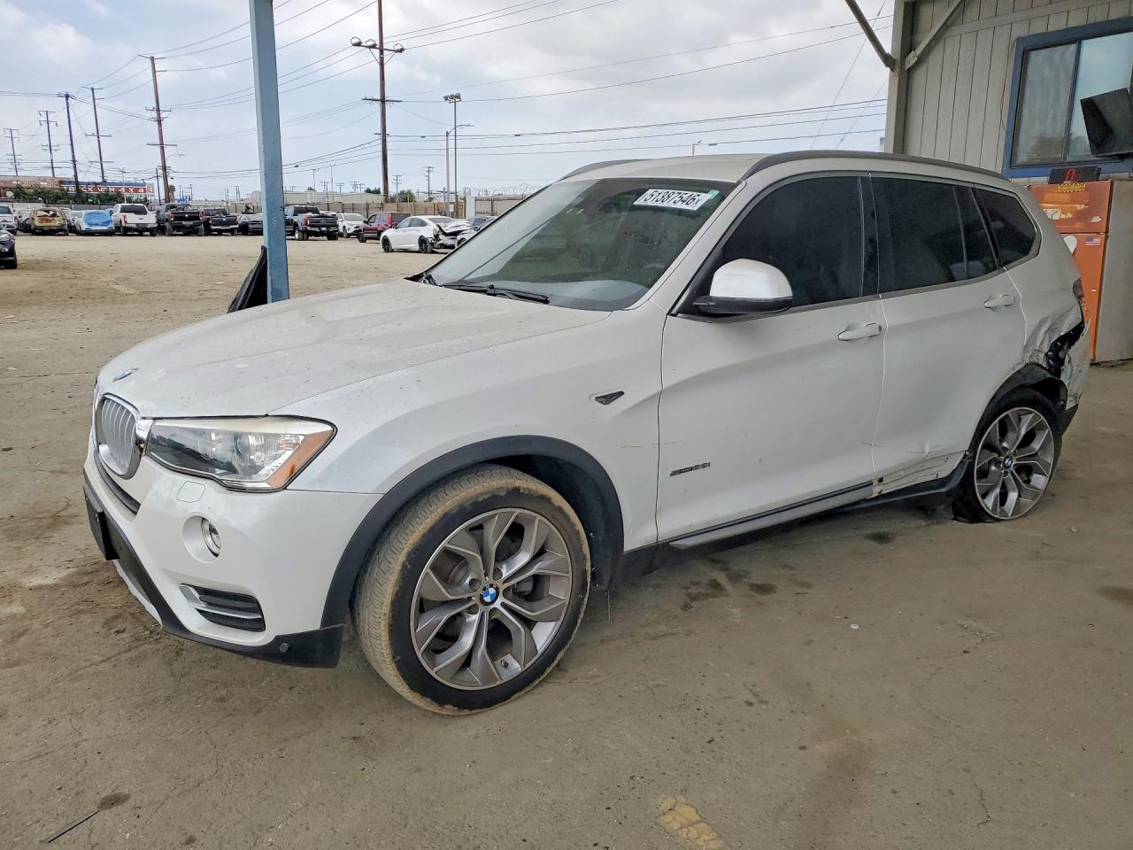 2016 BMW X3 sDrive28i, VIN 5UXWZ7C58G0R33296 — Rear end