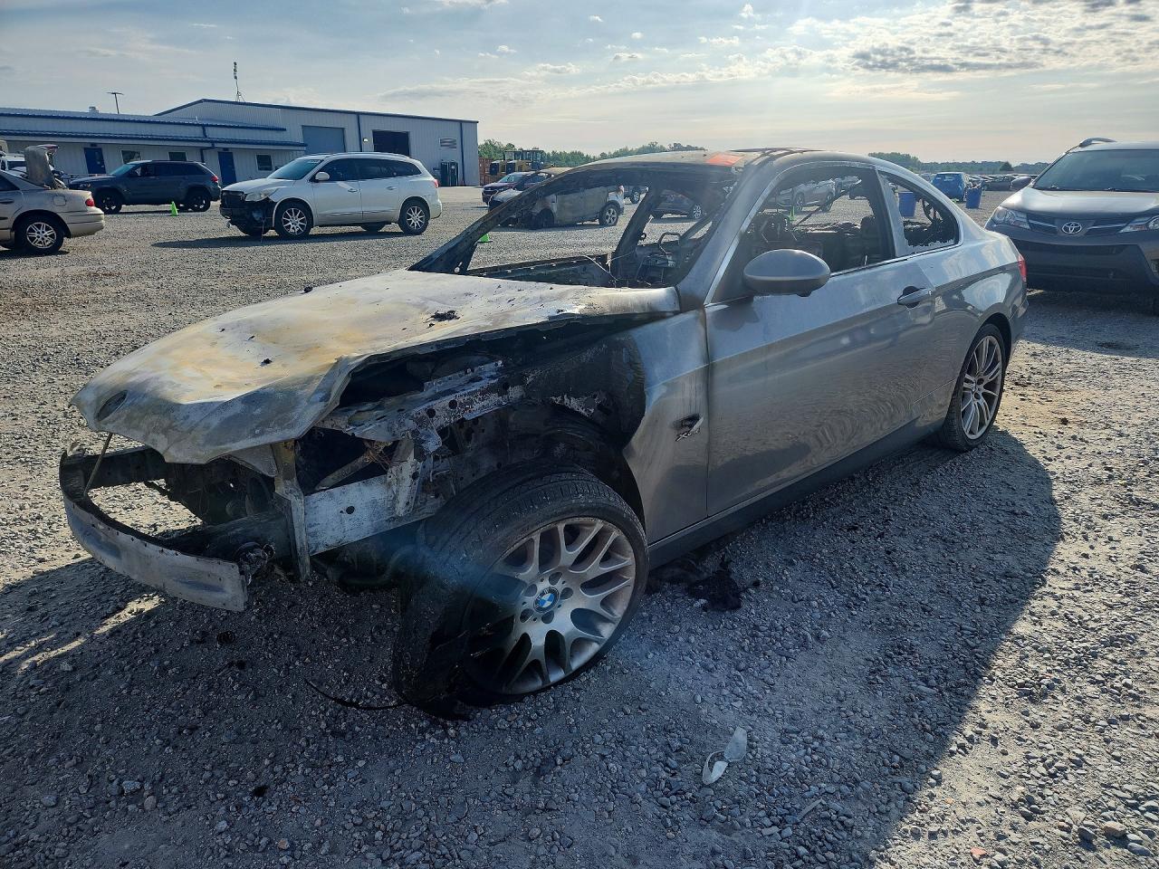 2009 BMW 3 Series 328i xDrive, VIN WBAWV53549P081151 — Engine fire
