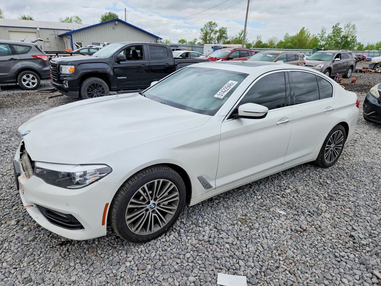 2018 BMW 5 Series 530i xDrive, VIN WBAJA7C59JWA71228 — Front end