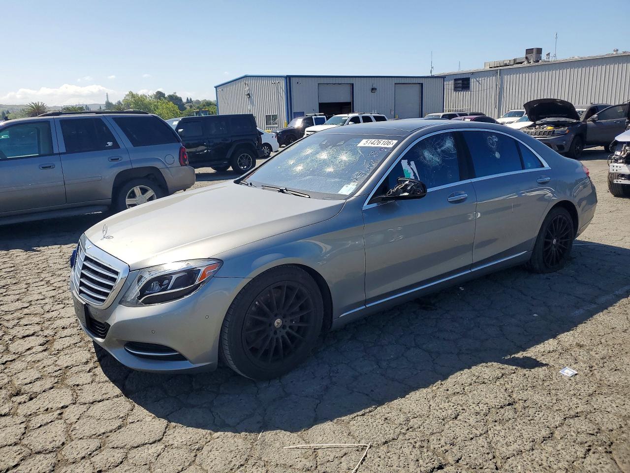 2015 Mercedes-Benz S 550, VIN WDDUG8CB3FA086664 — Vandalism