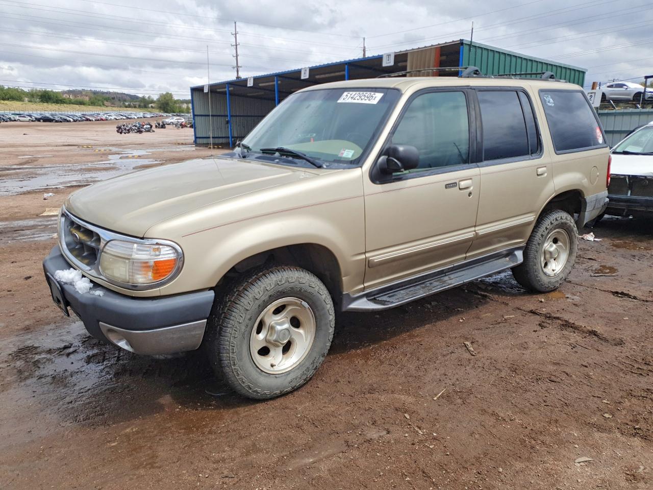 2000 Ford Explorer XLT, VIN 1FMDU73E8YZC00360 — Hail