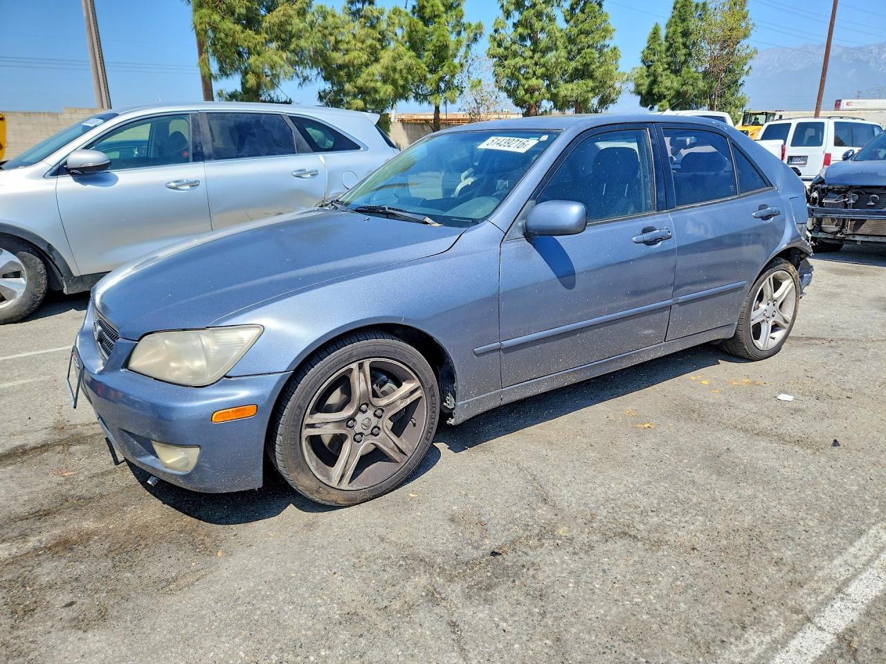2002 Lexus IS 300, VIN JTHBD192250100419 — Rear end