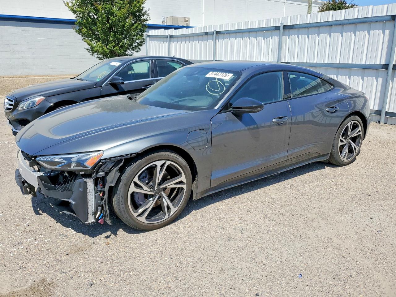 2022 Audi e-tron GT Prestige, VIN WAUEJBFW9N7004473 — Front end
