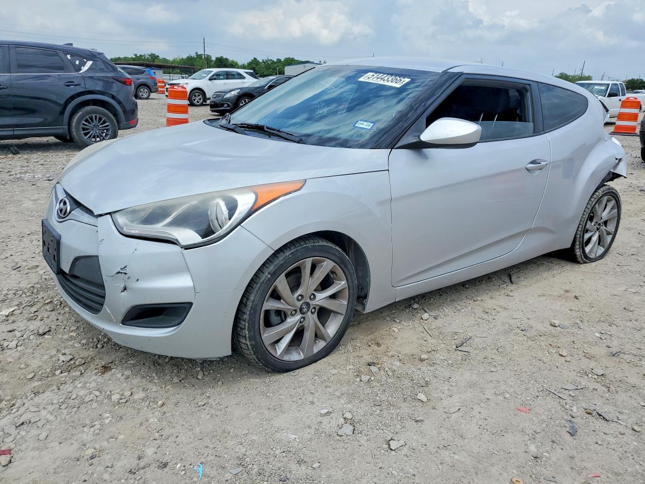 2016 Hyundai Veloster, VIN KMHTC6AD8GU263294 — Rear end