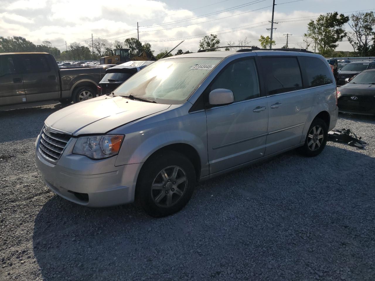 2010 Chrysler Town & Country Touring, VIN 2A4RR5D19AR109099 — Engine fire