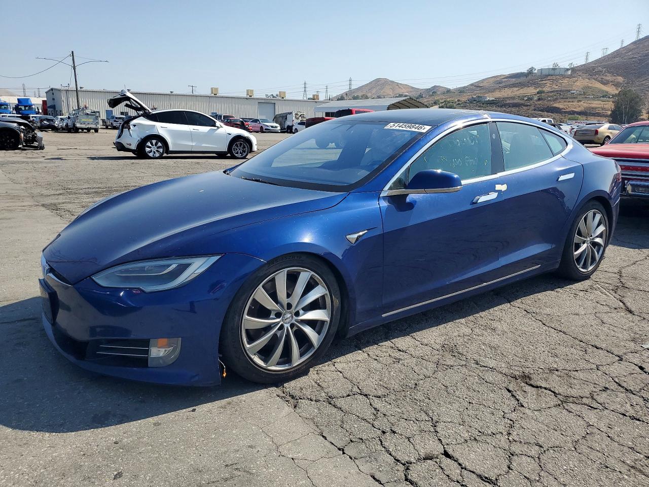 2020 Tesla Model S Long Range, VIN 5YJSA1E22LF391454 — Minor dents and scratches