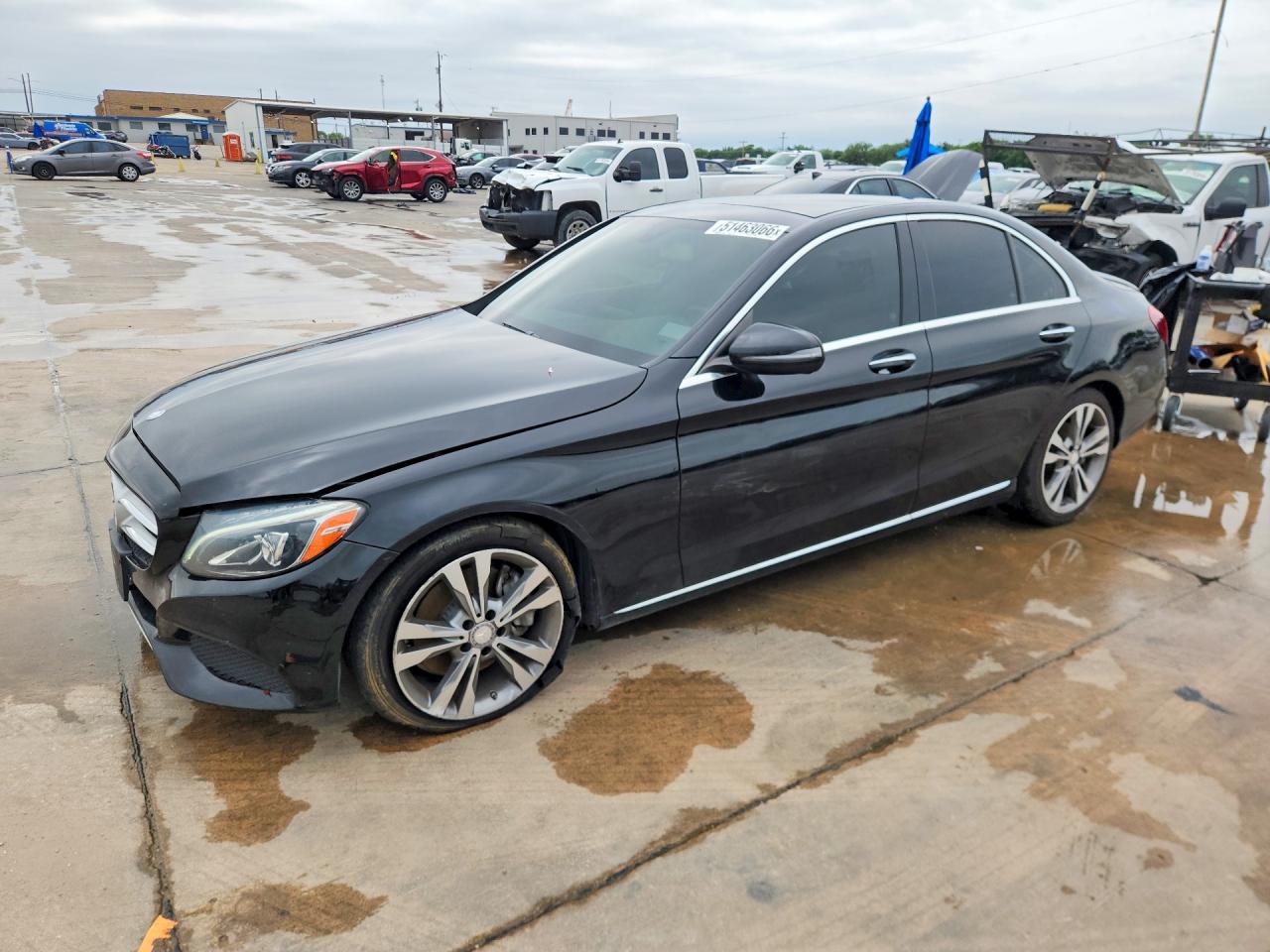 2016 Mercedes-Benz C 300, VIN 55SWF4JB2GU166238 — Front end