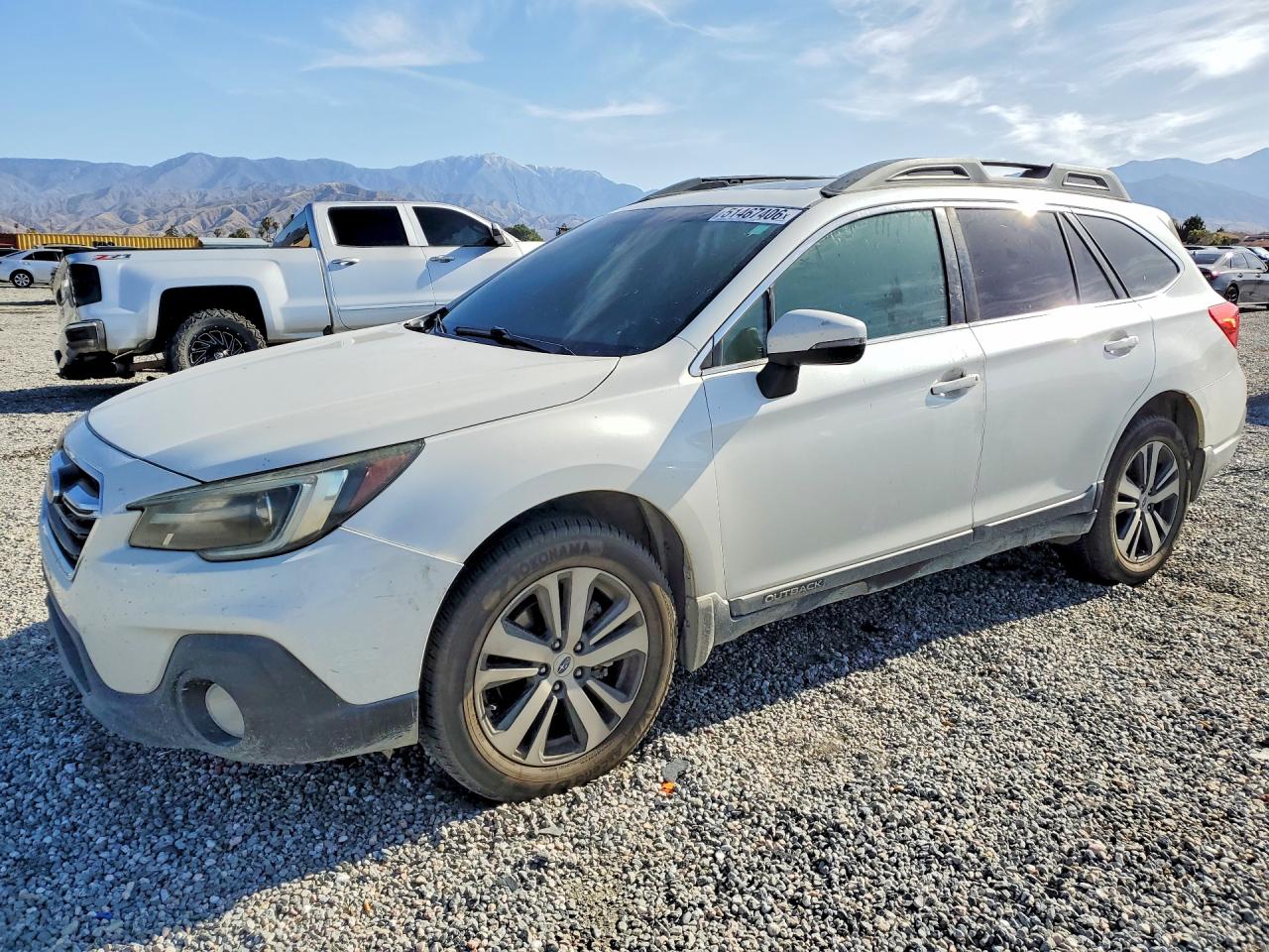 2019 Subaru Outback Limited, VIN 4S4BSANCXK3208508 — Пожар в салоне
