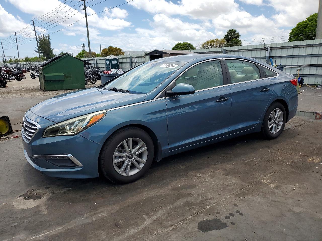 2015 Hyundai Sonata SE, VIN 5NPE24AF7FH257193 — Prior damage history