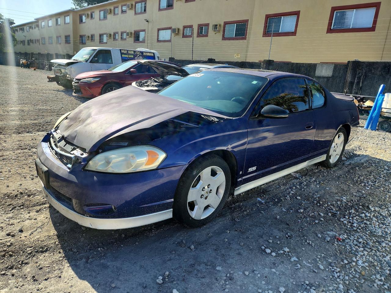 2007 Chevrolet Monte Carlo SS, VIN 2G1WL16C279311110 — Front end