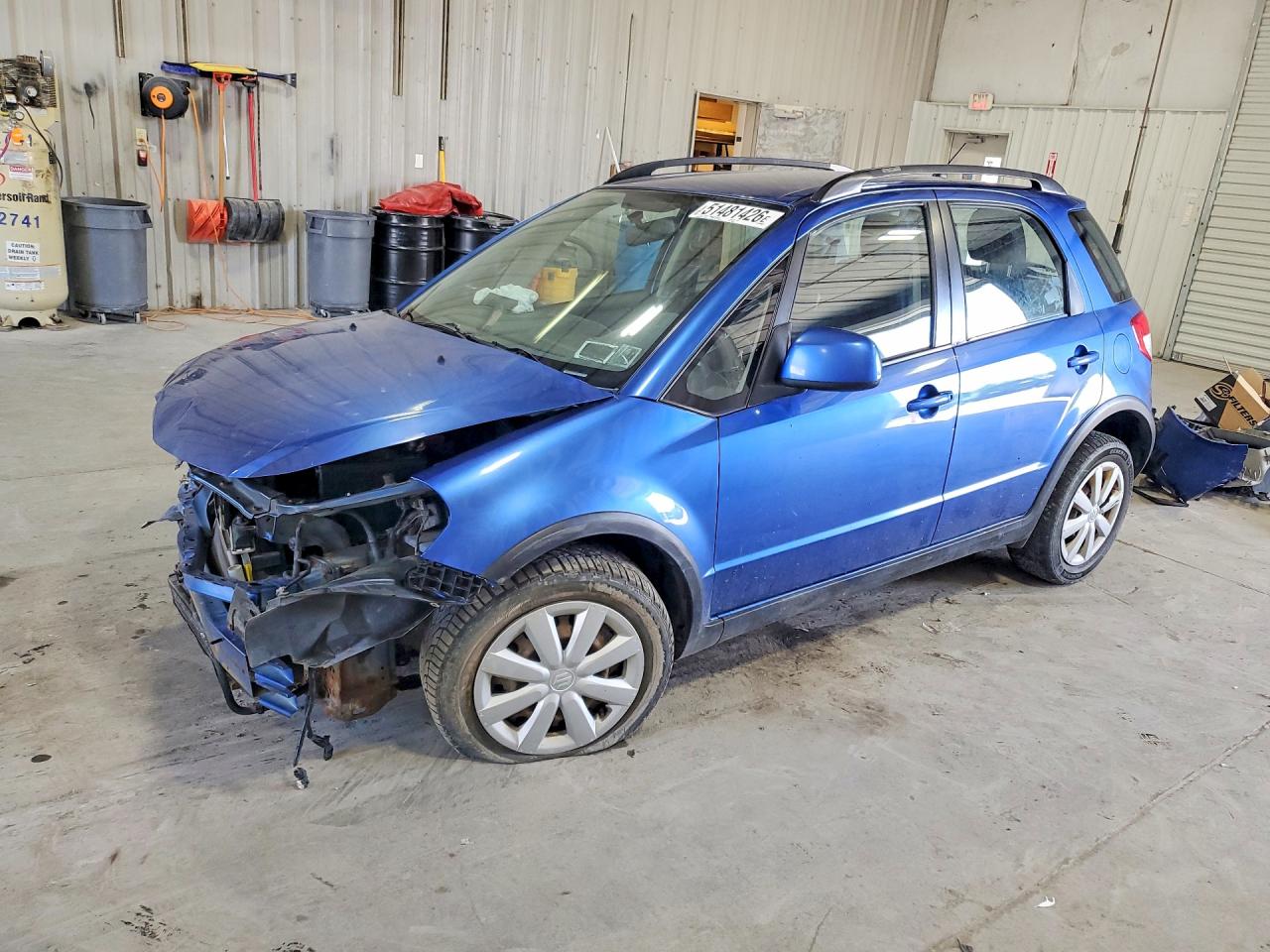 2013 Suzuki SX4 Crossover, VIN JS2YB5A34D6100923 — Front end