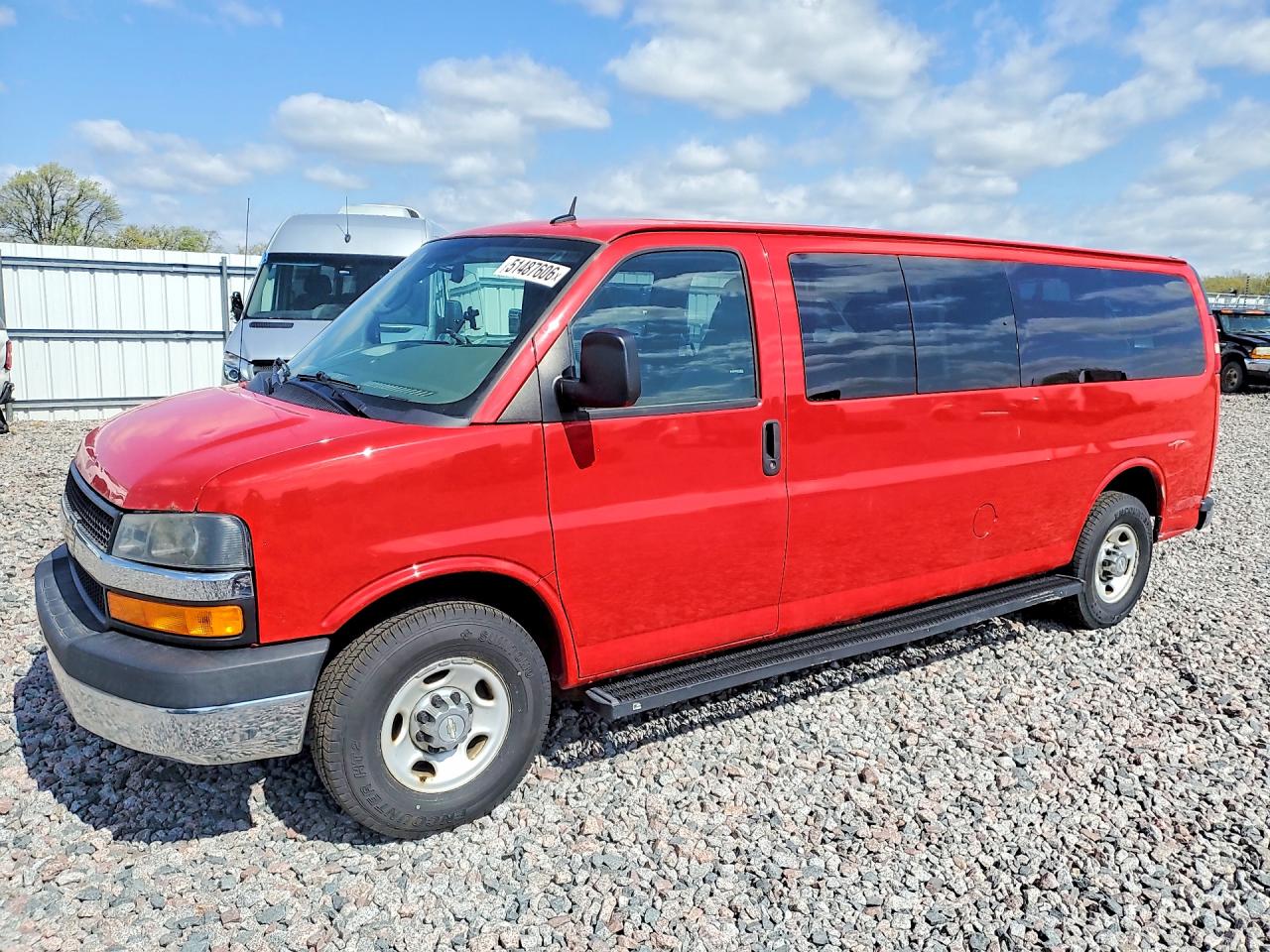 2014 Chevrolet Express Passenger LT, VIN 1GAZG1FG9E1123691 — Minor dents and scratches