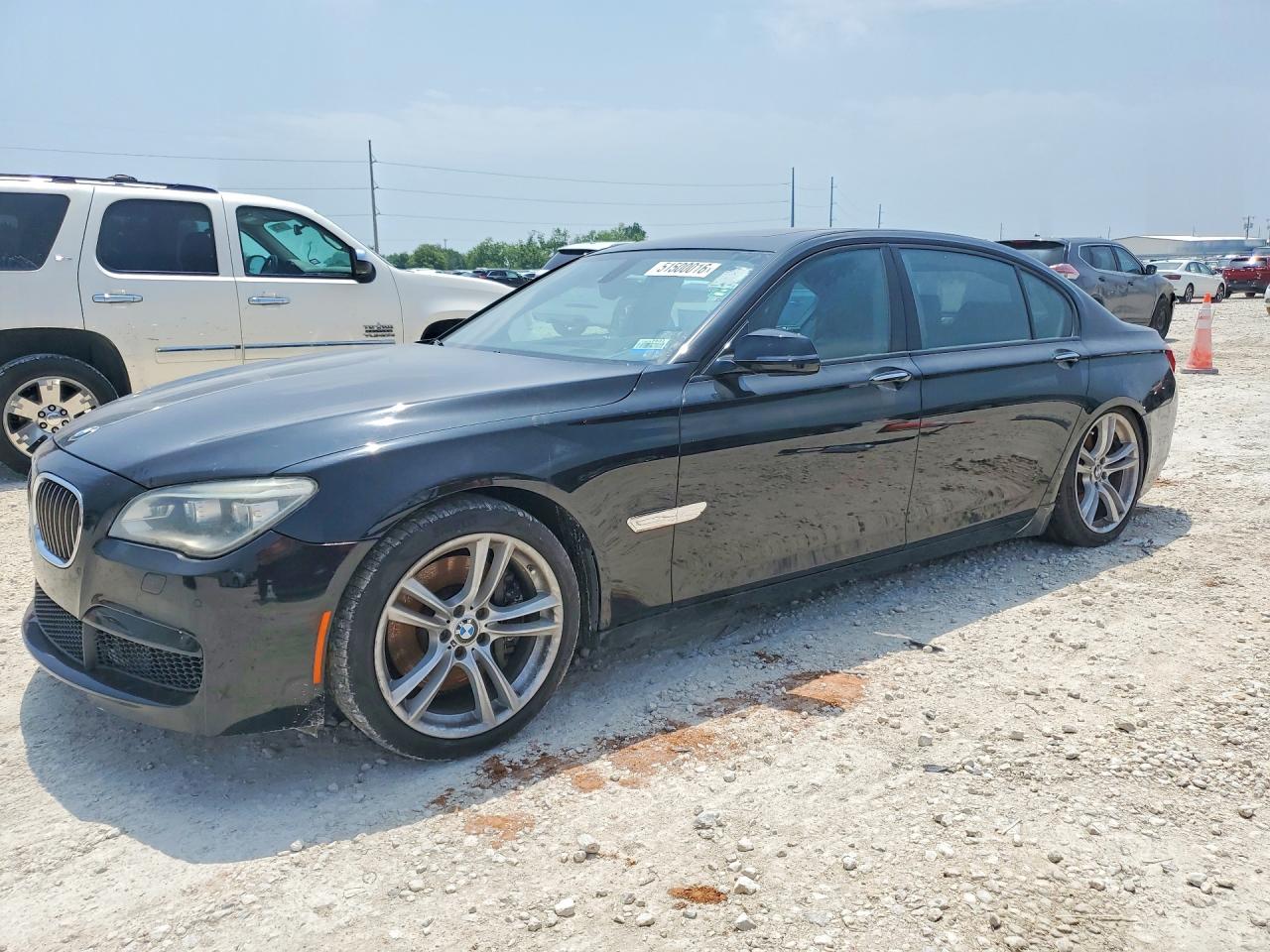 2013 BMW 7 Series 750Li, VIN WBAYE8C54DDE22135 — Front end