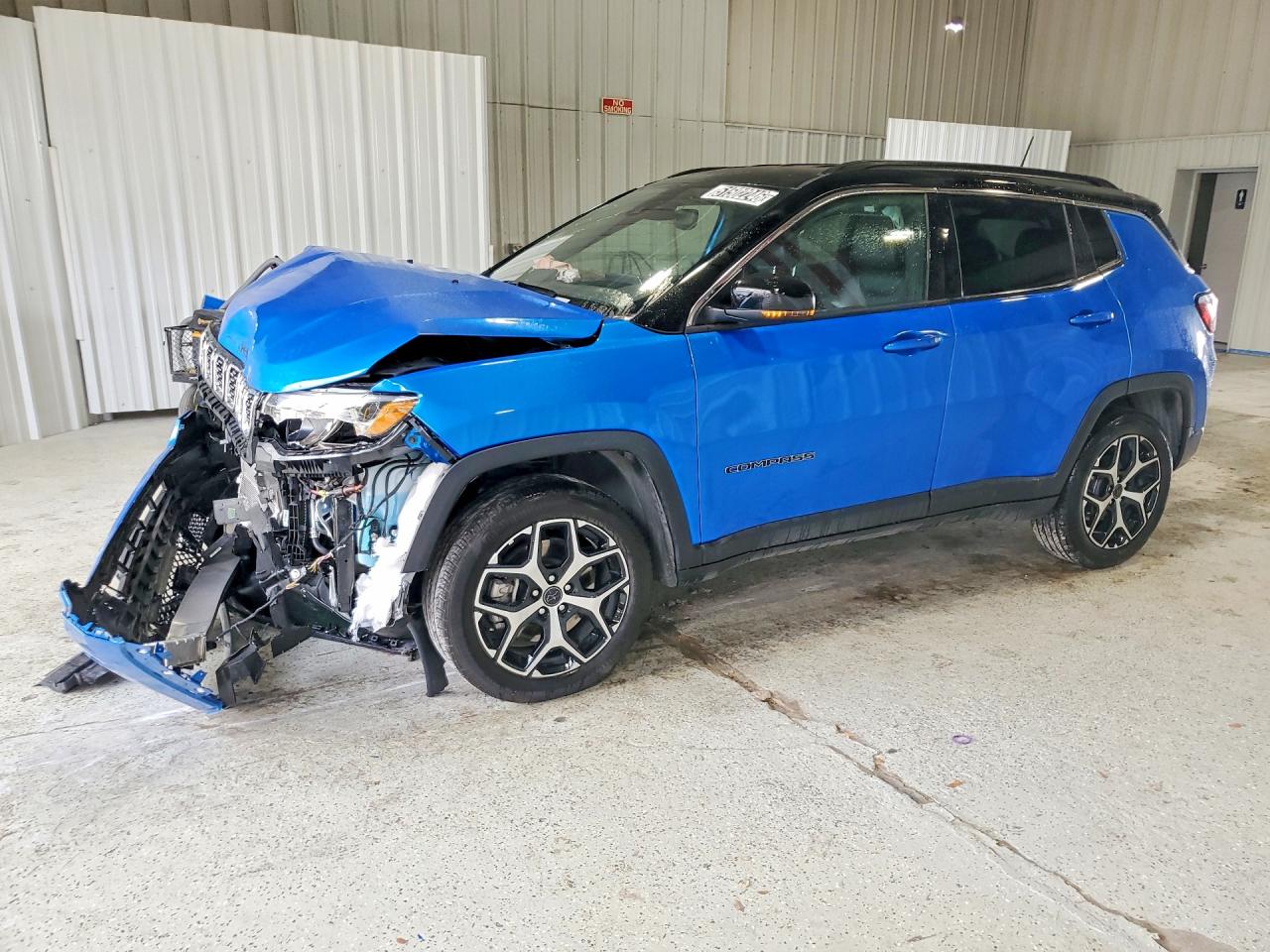 2025 Jeep Compass Limited, VIN 3C4NJDCNXST625075 — Front end