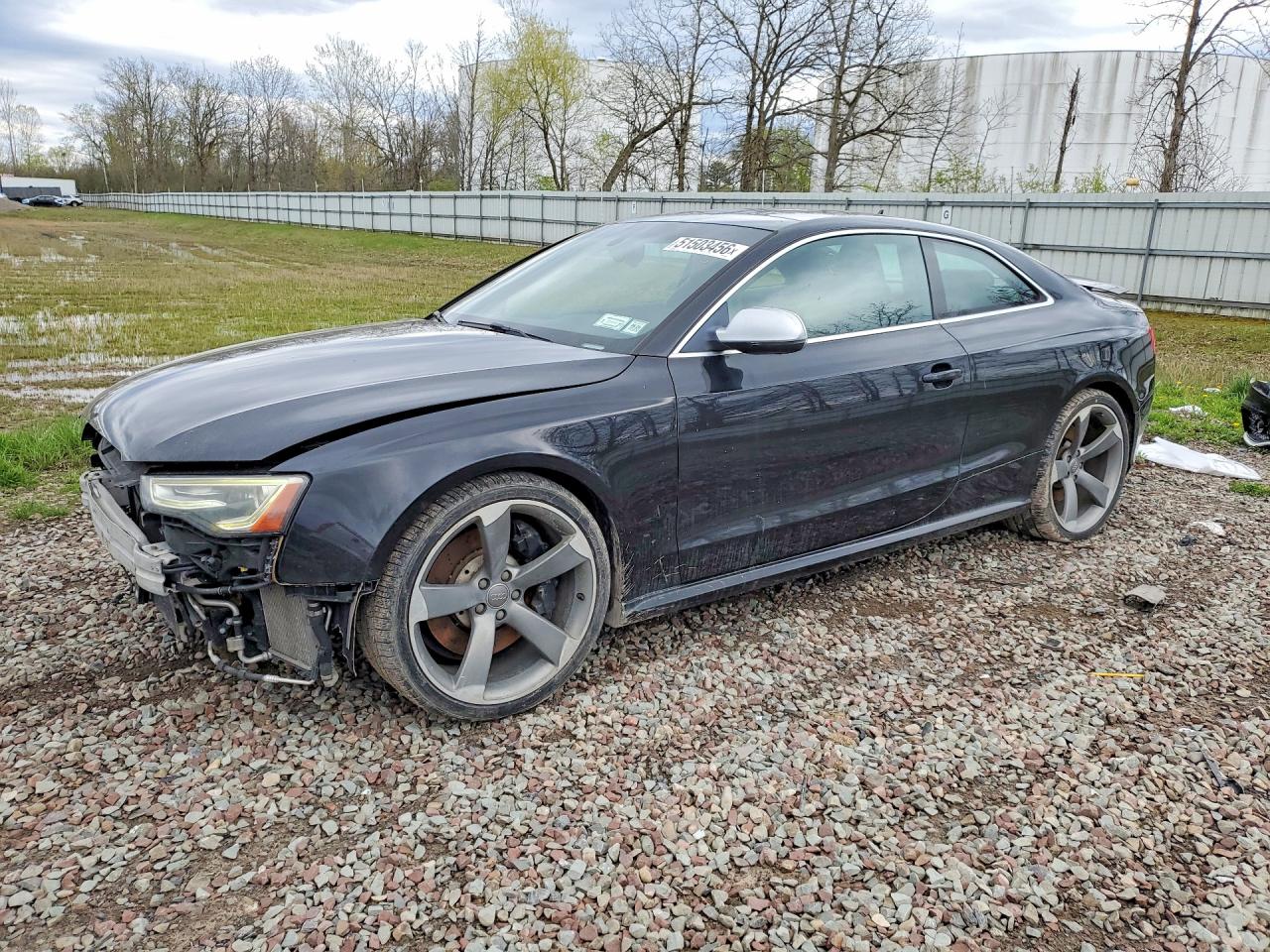 2013 Audi RS 5, VIN WUAC6AFR4DA901964 — Front end