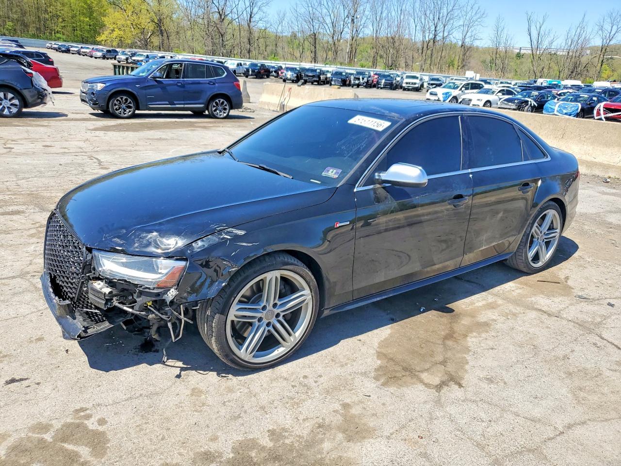 2016 Audi S4 Premium Plus, VIN WAUBGAFL3GA008218 — Перед