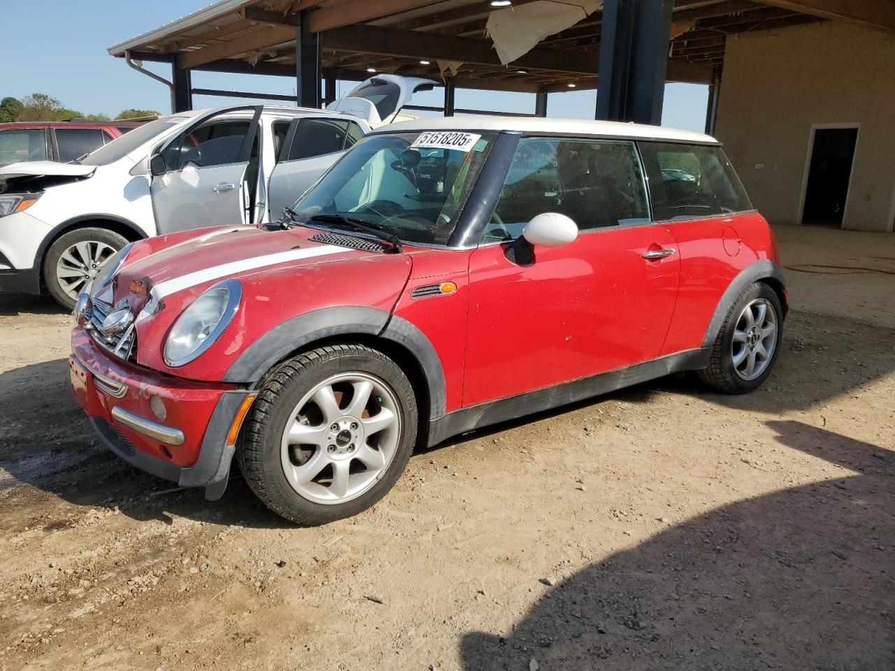 2002 MINI Hardtop, VIN WMWRC33452TC38393 — Front end