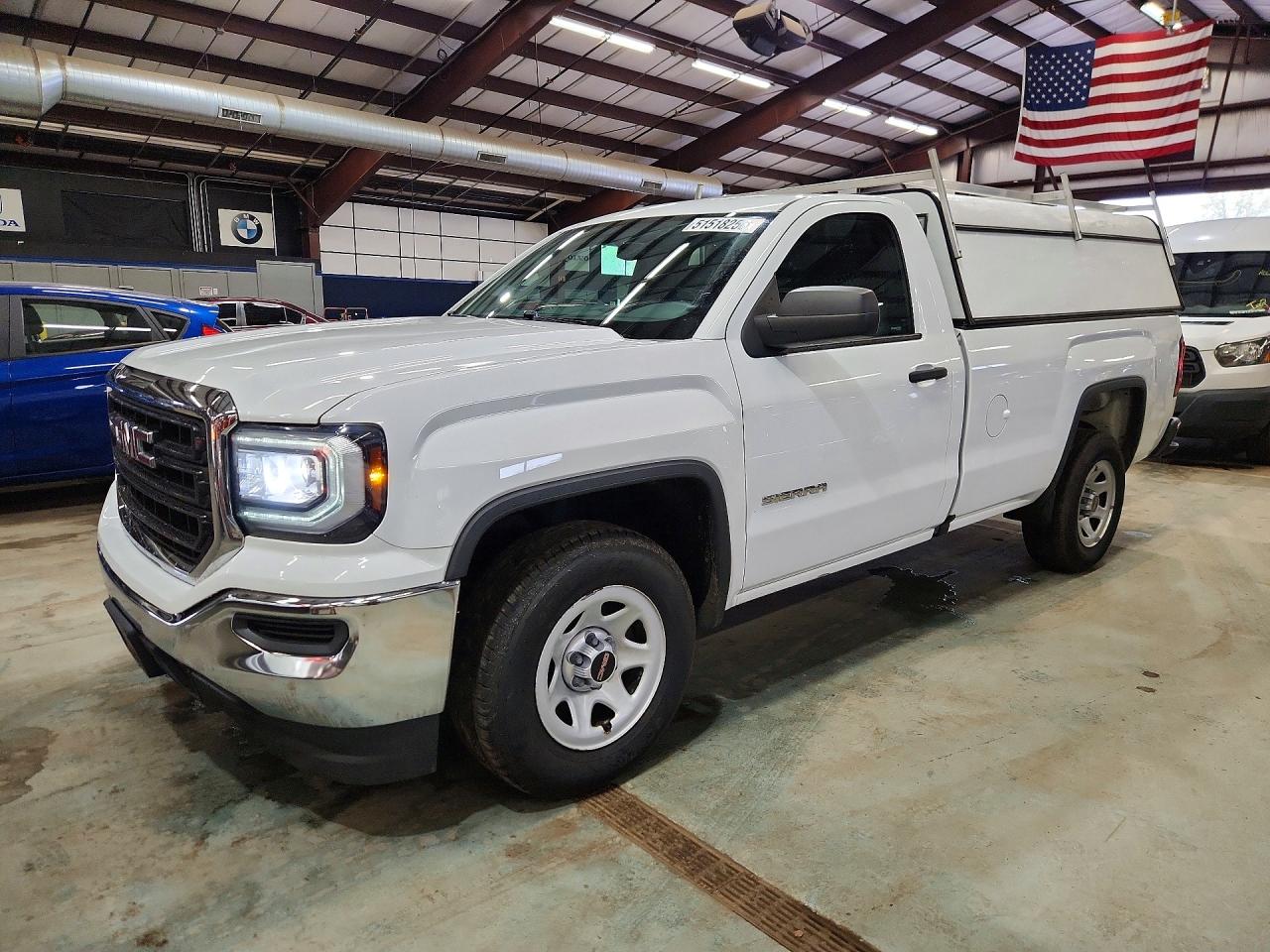 2018 GMC Sierra 1500, VIN 1GTN1LEH8JZ281061 — Minor dents and scratches