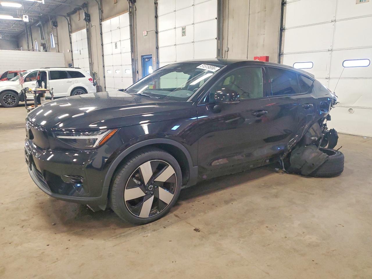 2023 Volvo C40 Ultimate, VIN YV4ED3GM2P2060152 — Rear end